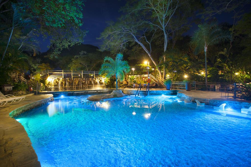 Rio Quente Resorts - Hotel Giardino Eksteriør billede