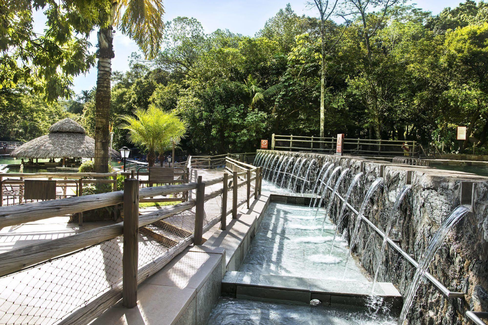 Rio Quente Resorts - Hotel Giardino Eksteriør billede